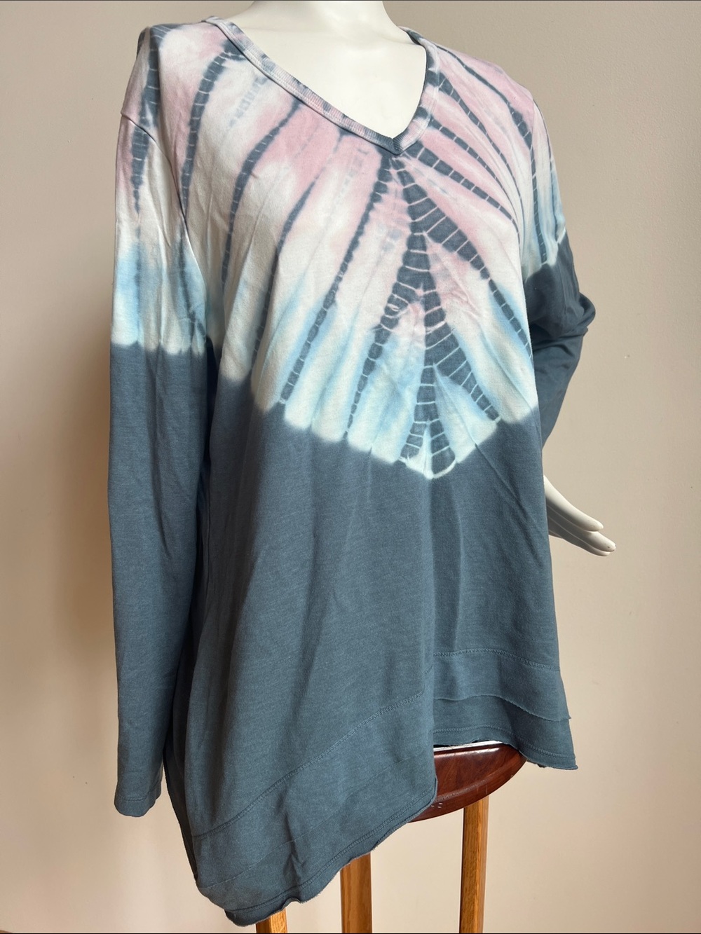 GreenTea V-Neck Long Sleeve Tie-Dye Top in Pink, Blue, Gray